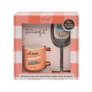 Pack de copo de vinho + caneca para essas mães que andam sempre cheias de alegria.